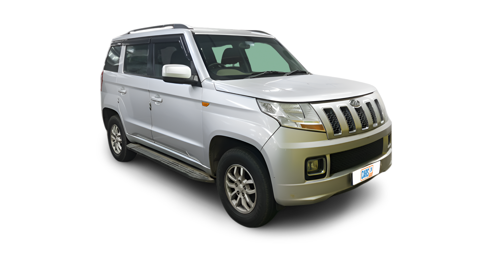 Mahindra TUV300-img